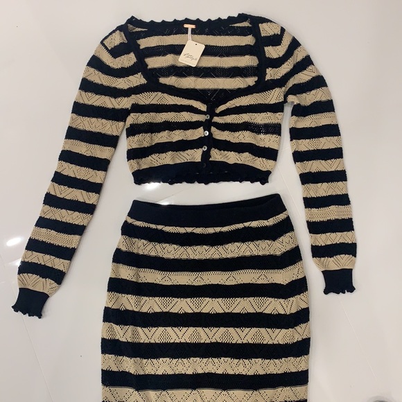 Free People Brand New Set. Size XS. Crochet sweater set - Picture 2 of 4